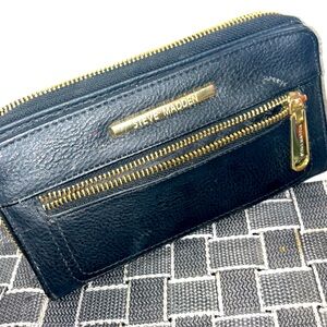 Steve Madden wallet